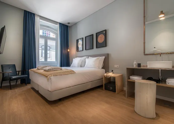 Esqina Urban Gasthof 4*